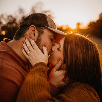 allireed51's tweet photo. #NewProfilePic https://t.co/whN9pKiQr8