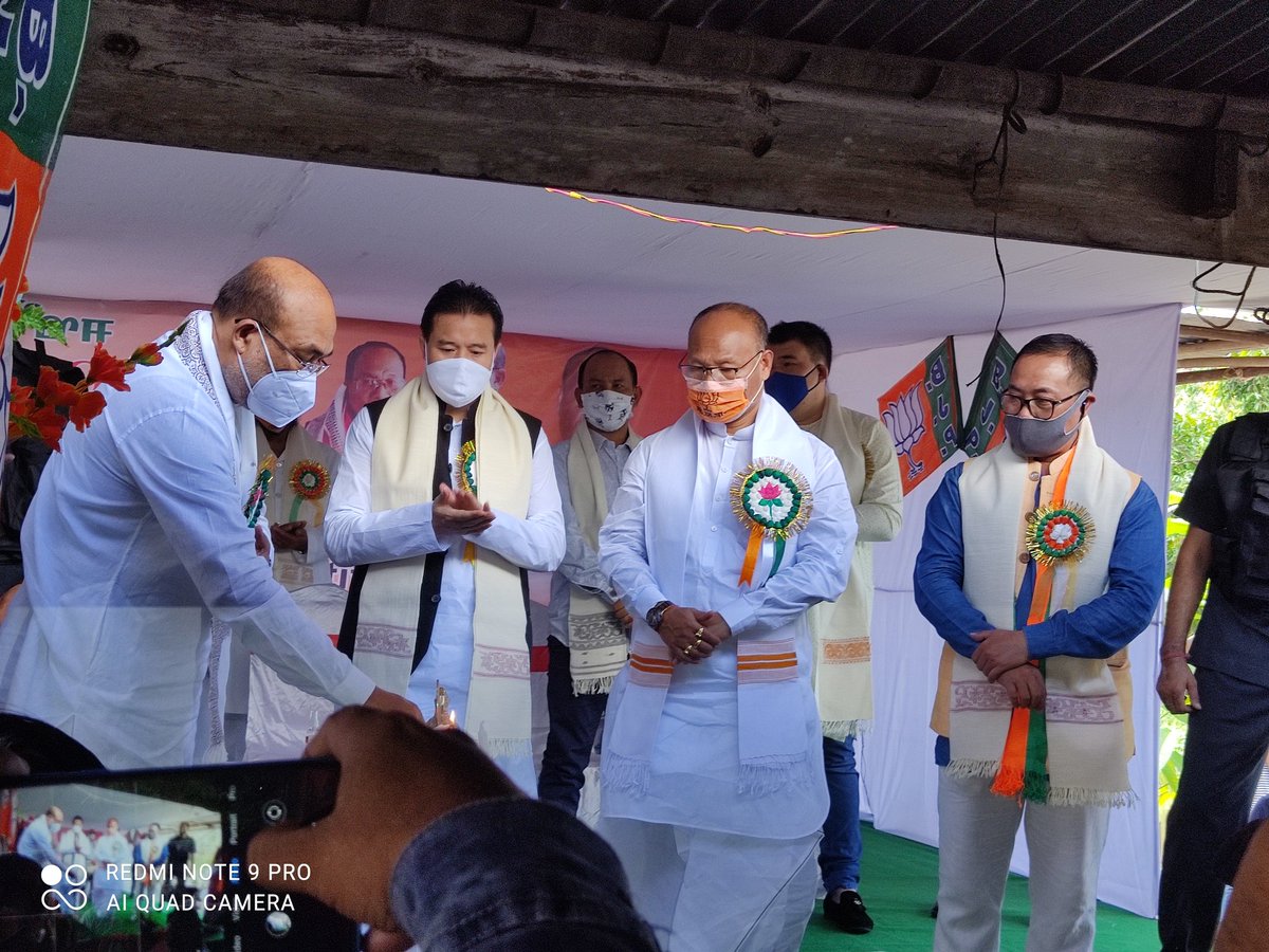 BjpImphal's tweet photo. Flag Hoisting ceremoney of Shri Oinam Lukhoi Singh, BJP Candidate regarding by-election 22- Wangoi A/C #ManipurWithBiren
#PeopleReIterateTrustInBJP
#ByElection2020Bye2Congress   #ManipurWithBJP                   #CongessMuktaManipur https://t.co/jwWvYDAazI