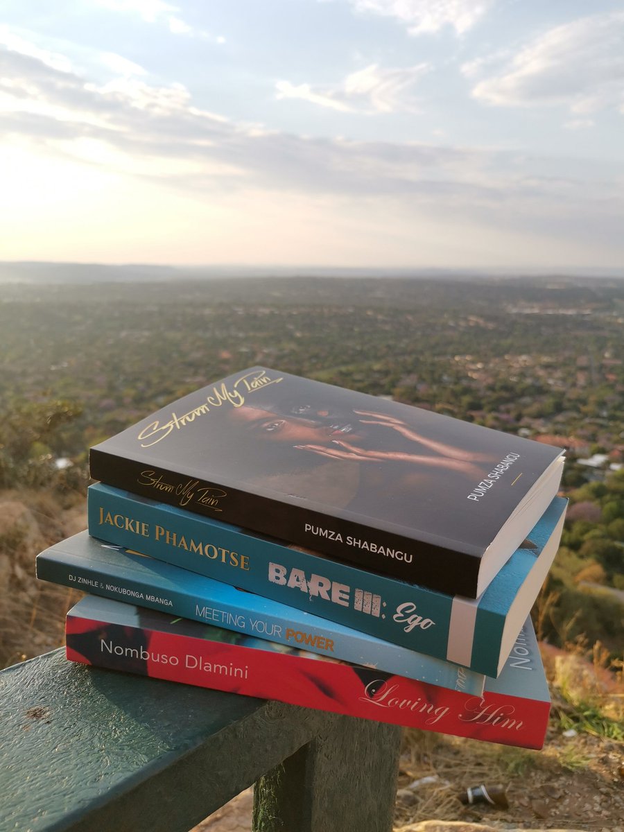hustler_mind's tweet photo. Reading is essential for those who seek to rise above the ordinary. - Jim Rohn

This week's books.

Which one would you like as your next?

DM or whatsapp 0814637321 for books.

#THMBooks #BookLovers #booksbooksbooks #BookFashionSaturday # https://t.co/KGly2kw3cD