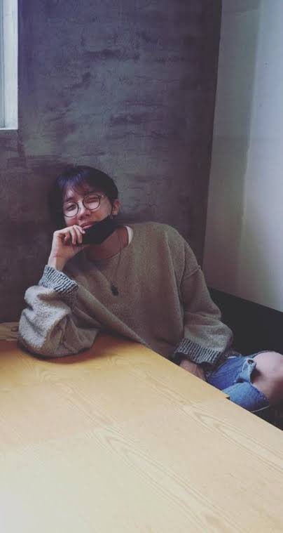 my dear alexander.. one month already, huh? i don’t even know what to say except that i love you so much and i can’t wait to spend many many more months with you. you’re everything to me. my forever. thank you for making me feel like the most special girl in the world.