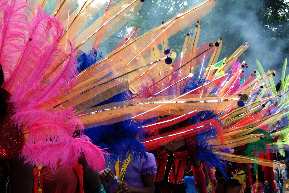 Our #BeyondMeasure event on 24th Nov:  "What is it about art + culture that can make the difference to health outcomes?" @victoriajhume of @CHWAlliance chairs a discussion with <a href="/NormaDaykin/">Norma Daykin</a> of <a href="/_UoW/">University of Winchester</a>, <a href="/Angela_Awuah/">Angela Awuah</a> of <a href="/mhta_ldn/">Mental Health The Arts</a> + Mike &amp; Helen from <a href="/TTSLeeds/">Time to Shine</a> eventbrite.co.uk/e/what-is-it-a…