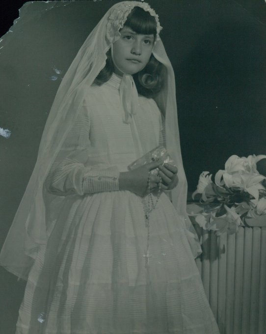 i know you&rsquo;re proud of me. happy birthday mom https://t.co/Z7C8q6g5iN