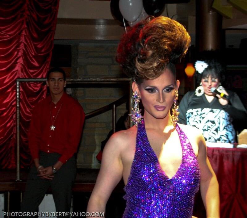 vanessadesiree's tweet photo. So today is my Uncles 7th Anniversary of his passing @Photobybert &amp; while going through his Facebook I find these pictures of @lee_fontaine that he took back in 2011! Made my night! 💜 #cynthialeefontaine #RuPaul #rupaulsdragrace #DragRace #dragqueen @RuPaulsDragRace @RuPaul https://t.co/ZTQ9i6yLOW