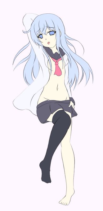 おはようございます!
冷え込んだ昨日と打って変わって
今日の福井はみょうな陽気。
こういときは体調を崩しやすいものだから気をつけねば…!
みなさまも新しい週のはじめ
頑張って参りましょう〜
今日は裏面も描いていく予定です。 