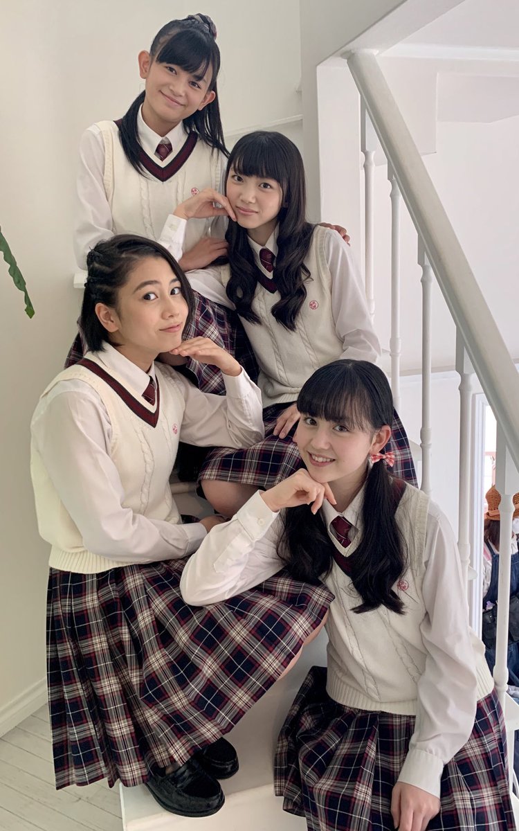 さくら学院 職員室 週の初めの月曜日 今週も顔笑りましょう 本日のfreshマンデーは この時期恒例のあの企画やりますよ お楽しみに さくら学院 Freshマンデー Openrec