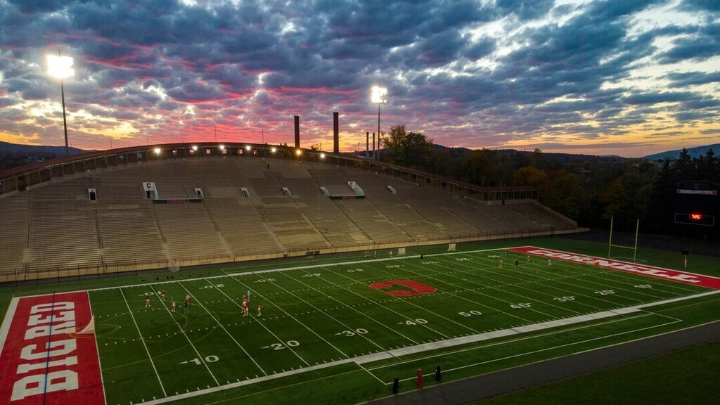 FoSturgis's tweet photo. Very thankful for the opportunity to continue my academic and athletic career at Cornell University!!  Thank you @SeanCascarano @BigRed_Football
 
Go Big Red! #GBR

@MoellerFootball @BigMoeFootball #BeRemarkable https://t.co/MqXKvYtgO1