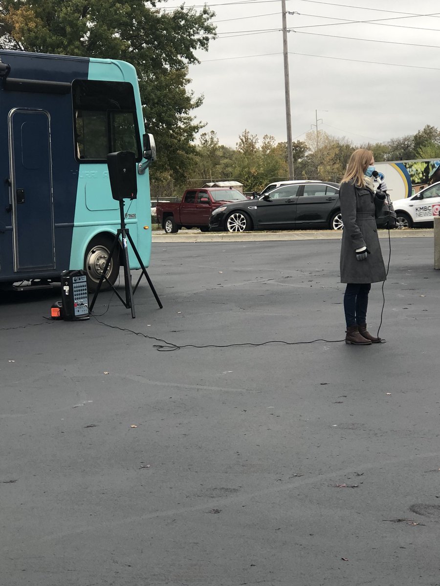 MaggieforMO's tweet photo. Great energy today @Uaw249! Just 9 days left to do the work to get @nicolergalloway elected.
Sign up now to help us win: https://t.co/zmLmxHY3Wq
#ShowMeChange https://t.co/sUQMgBPLhn