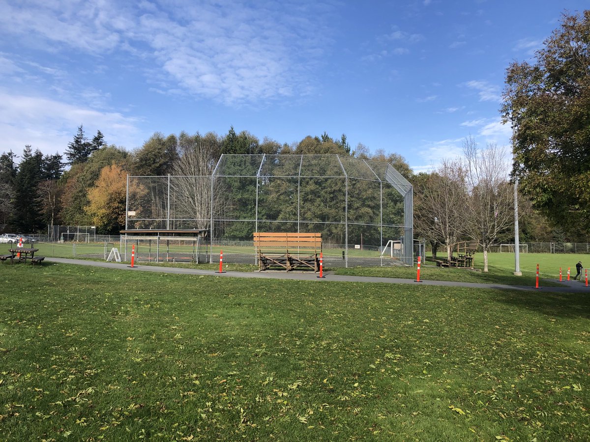 gardentiger's tweet photo. Glorious bike ride along #LochsideTrail #yyj stopped in at a favourite place of times past. Little green tree frogs used to live in the forest there. I can see my brother on the pitching mound, Dad giving signals down the first base line and Mum diligently taking her own stats π https://t.co/q7C35Ggl9r
