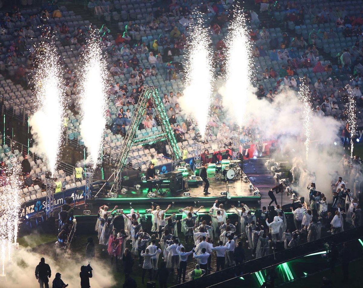 Amy Shark tweet media