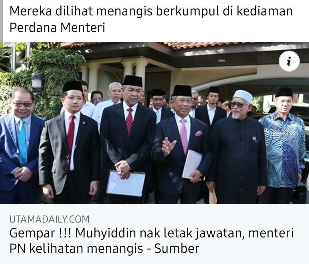 Fidtman's tweet photo. Nangis konon..Bukan sedih kat Abah tapi takut hilang jawatan leteww. Abah letak jer la jawatan tuh. Sebelum kena pecat..lagi hina tau. #MuhyidinOUT #AzminAliOut #HamzahOut #MakLampirOUT https://t.co/e1NG2h71ot