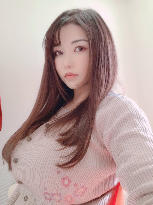 1 pic. can I sit next to you??
お隣良いですか？ https://t.co/4tSLKaooLr