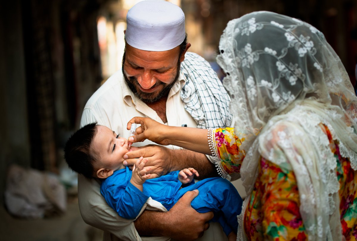 Polio Vaccination Campaign begins in 128 districts of Pakistan 🇵🇰!

Say yes✅to vaccination and help ensure a healthy &amp; #poliofree future for your child👦

#VaccinesWork #PolioFree🇵🇰 #ForEveryChild