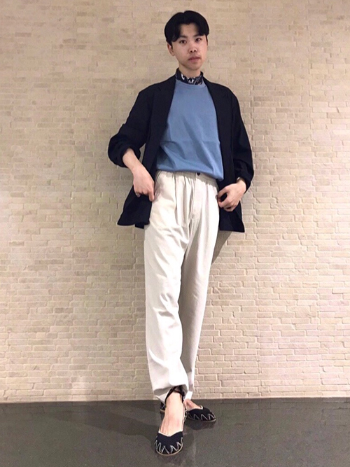 きんどう United Arrows ユナイテッドアローズ メンズのコーディネート このコーディネートで使用しているアイテム T Co Ppvkrnhzkh 靴でも ジャケットでもなくこの写真で売ってるのtシャツだぜ T Co Wshulw7yqe