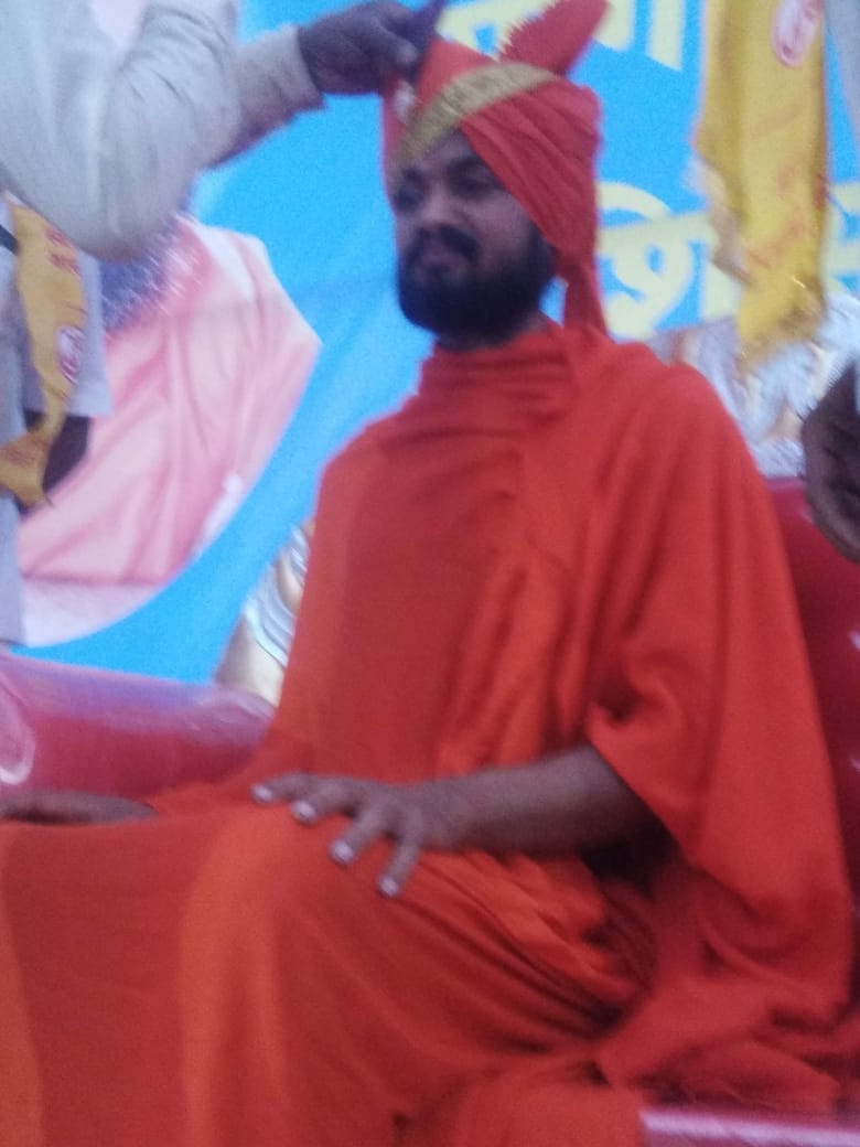 PritamsinghT's tweet photo. धुळे पतंजलि योग समिति व भारत स्वाभिमान न्यास द्वारा जिले में पूज्य आनंददेवजी महाराजी के शिविरों का आयोजन किया जाता है।
#पतंजलितर्फे_खूपछान_योगशिक्षकांचेप्रशिक्षण
#Patanjali_YogaTeacher_Training
@swamiananddev https://t.co/oqiDScgk7U