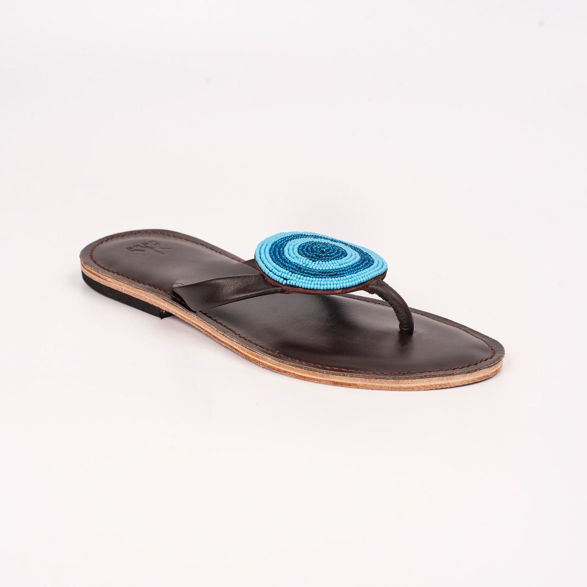 shopkoko_ke's tweet photo. The kind of Monday ✨Blues✨that we love! #MviringoSandals
#KoKobyKhakasa #LeatherSandals #BeadedSandals #BlueSandals #Sandals #Beads #Footwear #HandCrafted #Kenyan_Styled #MadeinKenya https://t.co/C8xOjejHt7