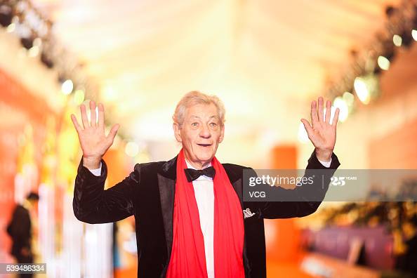 Sir Ian McKellen won his seventh Olivier Award for his one-man 80th birthday tour of the U.K at the The Olivier Awards this weekend in London
More 📸 #IanMcKellen 👉 https://t.co/Kg5GHN6duW https://t.co/93KyG8jwPV