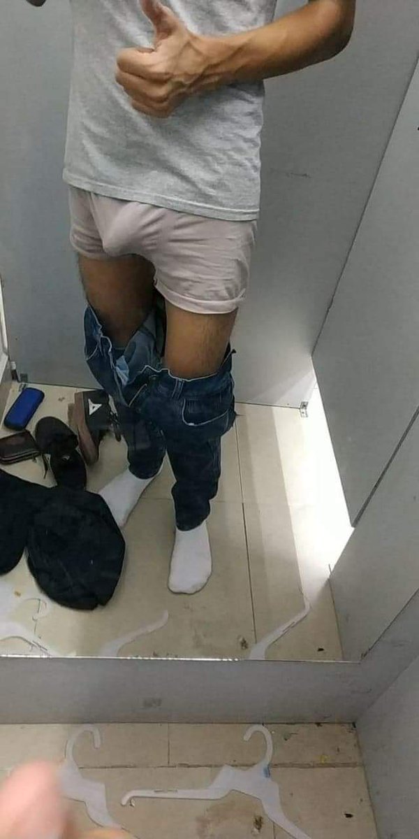👀