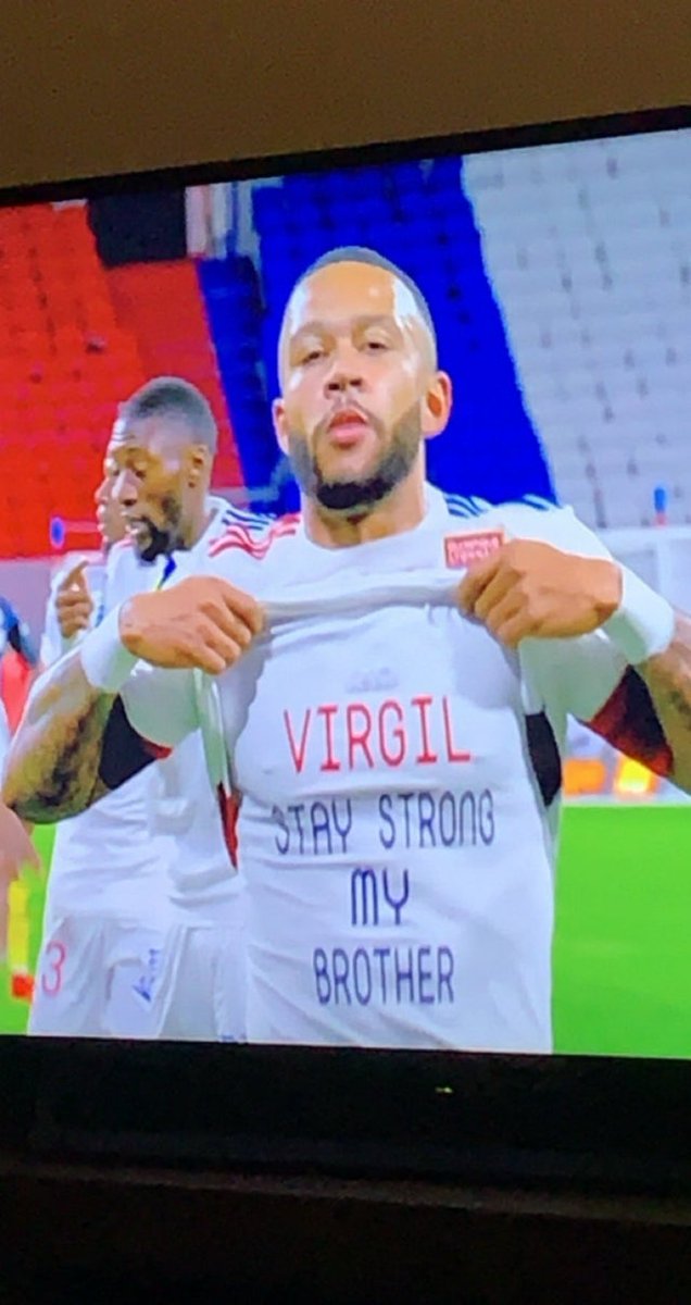 TrollFootball's tweet photo. The way everyone is acting, you would think Virgil is battling with stage 3 cancer. https://t.co/swMREweOXw