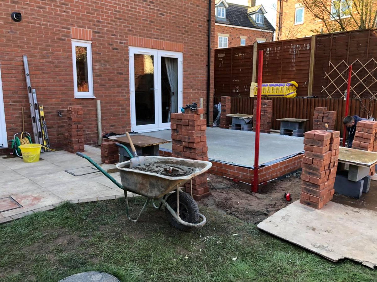 PROFILE_22's tweet photo. ⚠️Transformation Alert⚠️

Would you take a look at this?😍

County Windows &amp; Conservatories recently carried out this project in Malvern using Profile 22 - and we love it! 👀👏

Thank you for sharing!😊

#ConnectToProfile22 #ShowingWithPride https://t.co/ADjh1W9Rlk