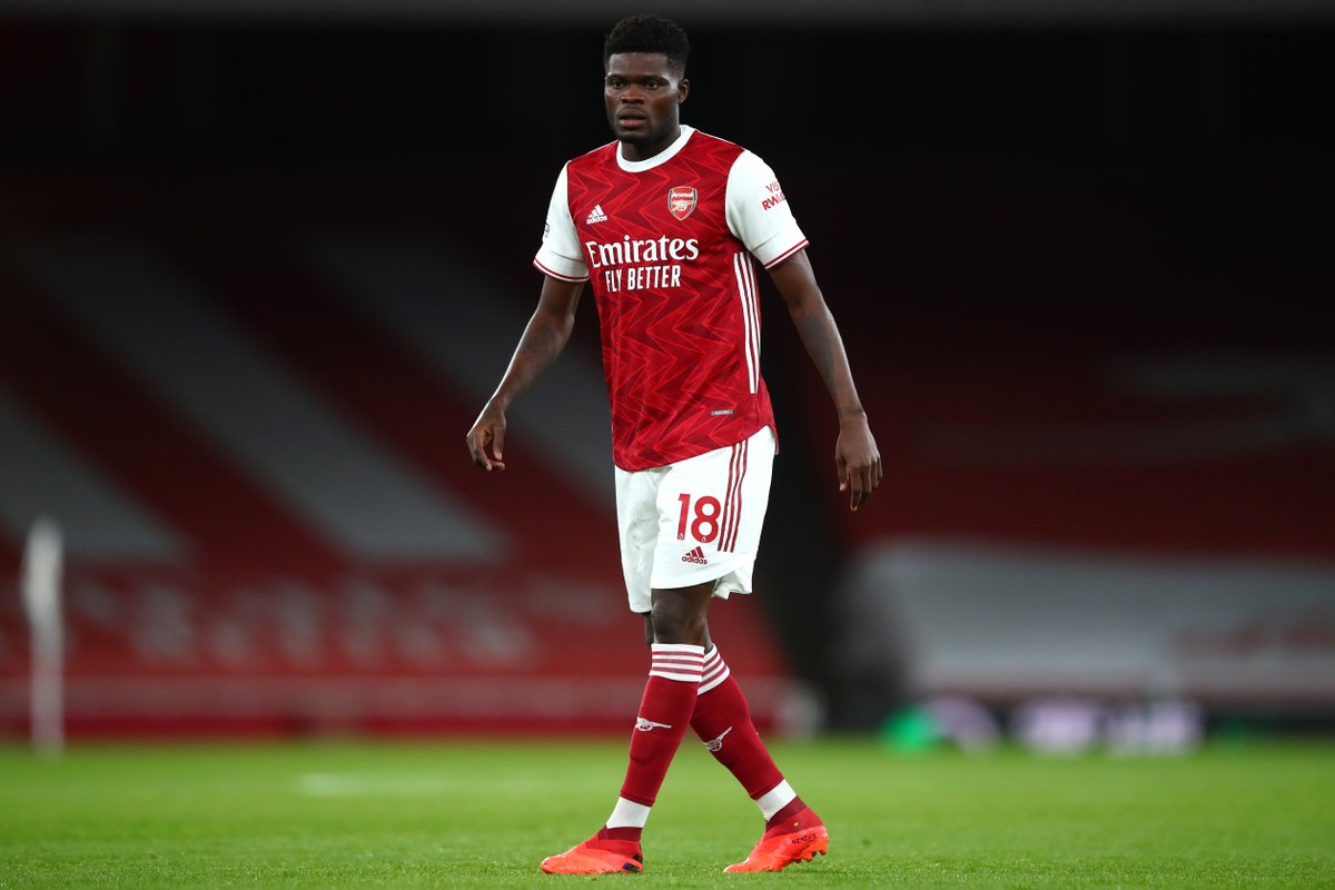 AFTVMedia's tweet photo. Anyone else think we didn't get the ball to Thomas Partey enough last night? https://t.co/dPH6LyHwWJ