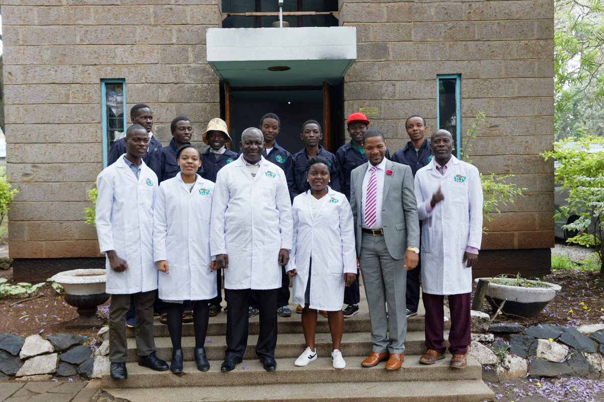 steffi_maingi's tweet image. Happy birthday to my mentor @RichardMunang. You have inspired not only me but many youth across the continent to create solutions for the challenges we face through #EBAFOSA #InnovativeVolunteerism. For your selflessness, efforts, time and guidance I say thank you! Be blessed.