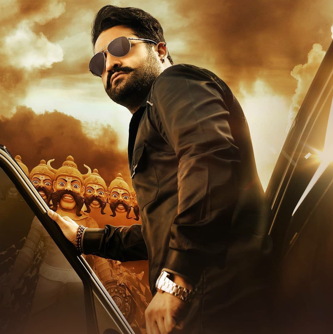 likith_09's tweet photo. NTR is the Only Hero with Hatrick 120 Hrs Trended Teasers 💪😎
#JaiTeaser, #JanataGarageTeaser
#ASVRTeaser👍
||#KomaramBheemNTR ||
||@tarak9999 || https://t.co/zV3nWeQKTX