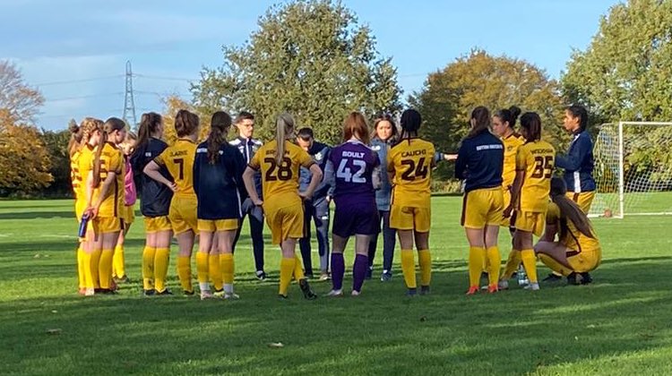 💛RESULT💛

SUWFC U21 1-0 @SouthLondonWFC 

Goal: @Greeny14516 

#AmberAndProud @suttonunited #SuttonUnitedWomen @surreyfa @NordenHeating @TheNLTrust @NordenTiles @NordenBathrooms