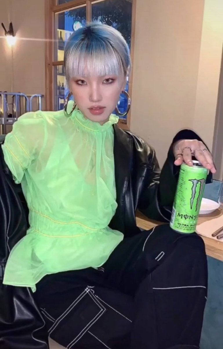 ok we all simp for ateez but have you seen their stylist?a thread