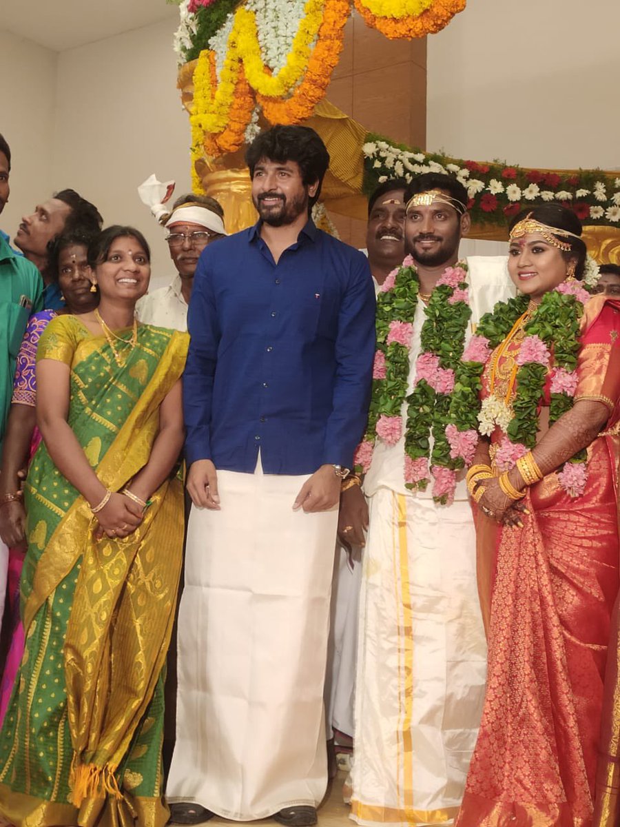 Thisisys_'s tweet photo. Shivakarthikeyan traditional look 😍

#Doctor #Alayan https://t.co/qhmmlUTkUw