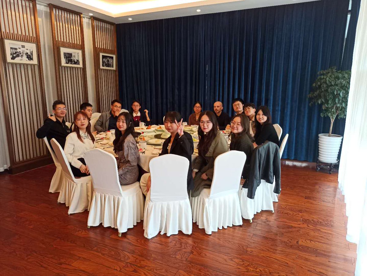 #Conférencesentreprises - Merci aux équipes de Club Med d'être venues rencontrer nos étudiants sur le campus de #Suzhou pour échanger !