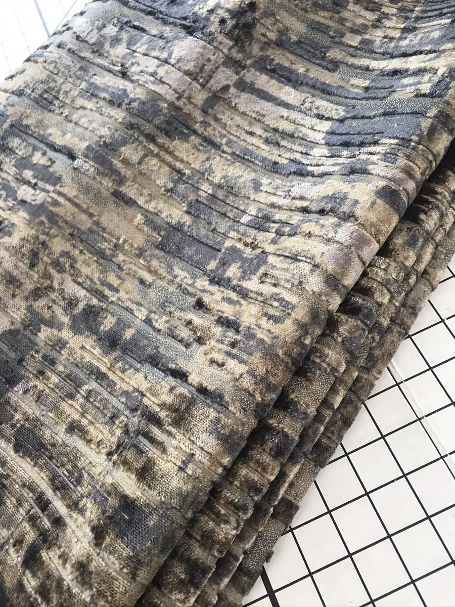 istitchbespoke's tweet photo. I can’t wait to get these gorgeous romans fitted this morning 😃 
Enjoy Monday! 
Suze x 
#lovedbypt #bespoke #handcrafted #curtains #romanblinds #pelmets #lincolnshire #humberside #eastridingofyorkshire #modernhome #interiorlove #myhomevibe #interiordesign #smallbusiness #iliv https://t.co/25tObr08Gv