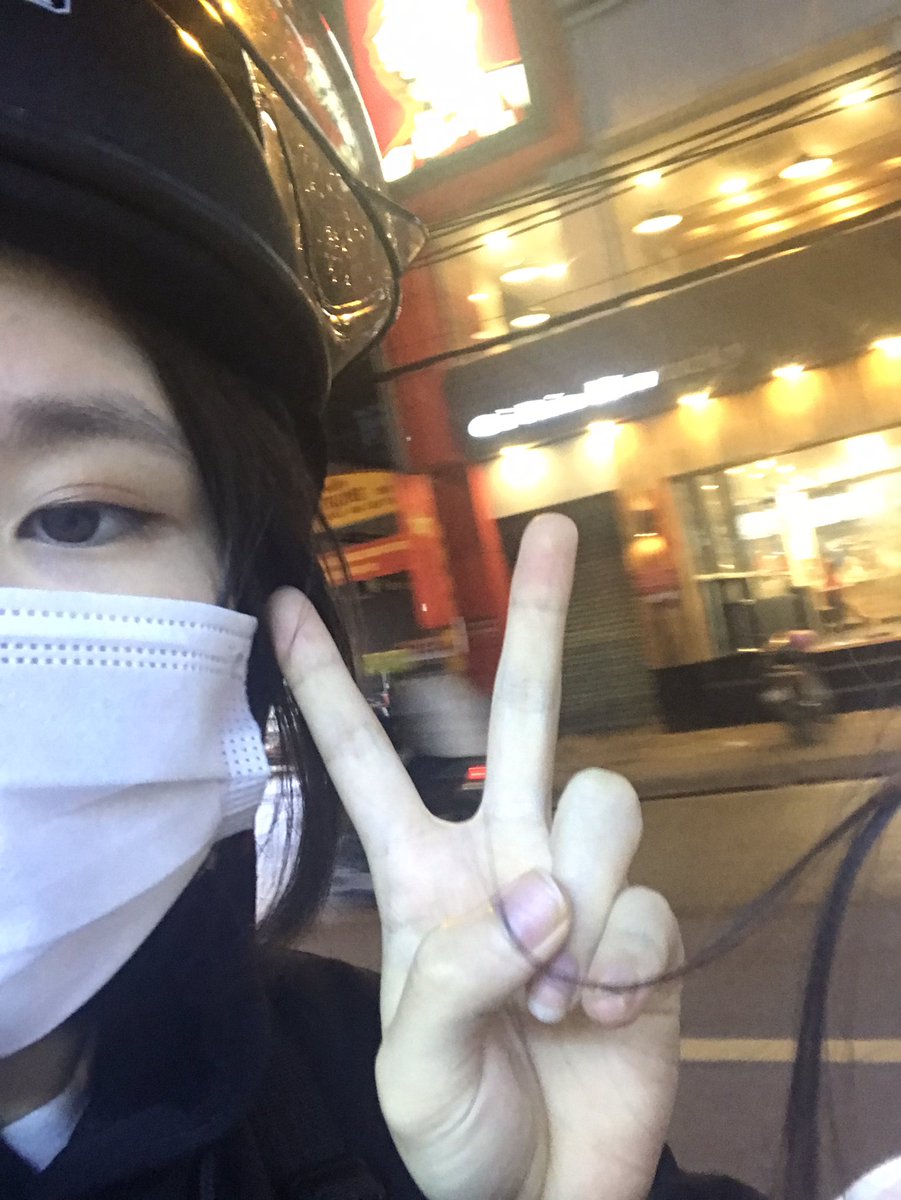 kinhh6's tweet photo. High! Chào chị #Les #Bachhop #LGBTQ #Gei https://t.co/iNb0EqEVvn