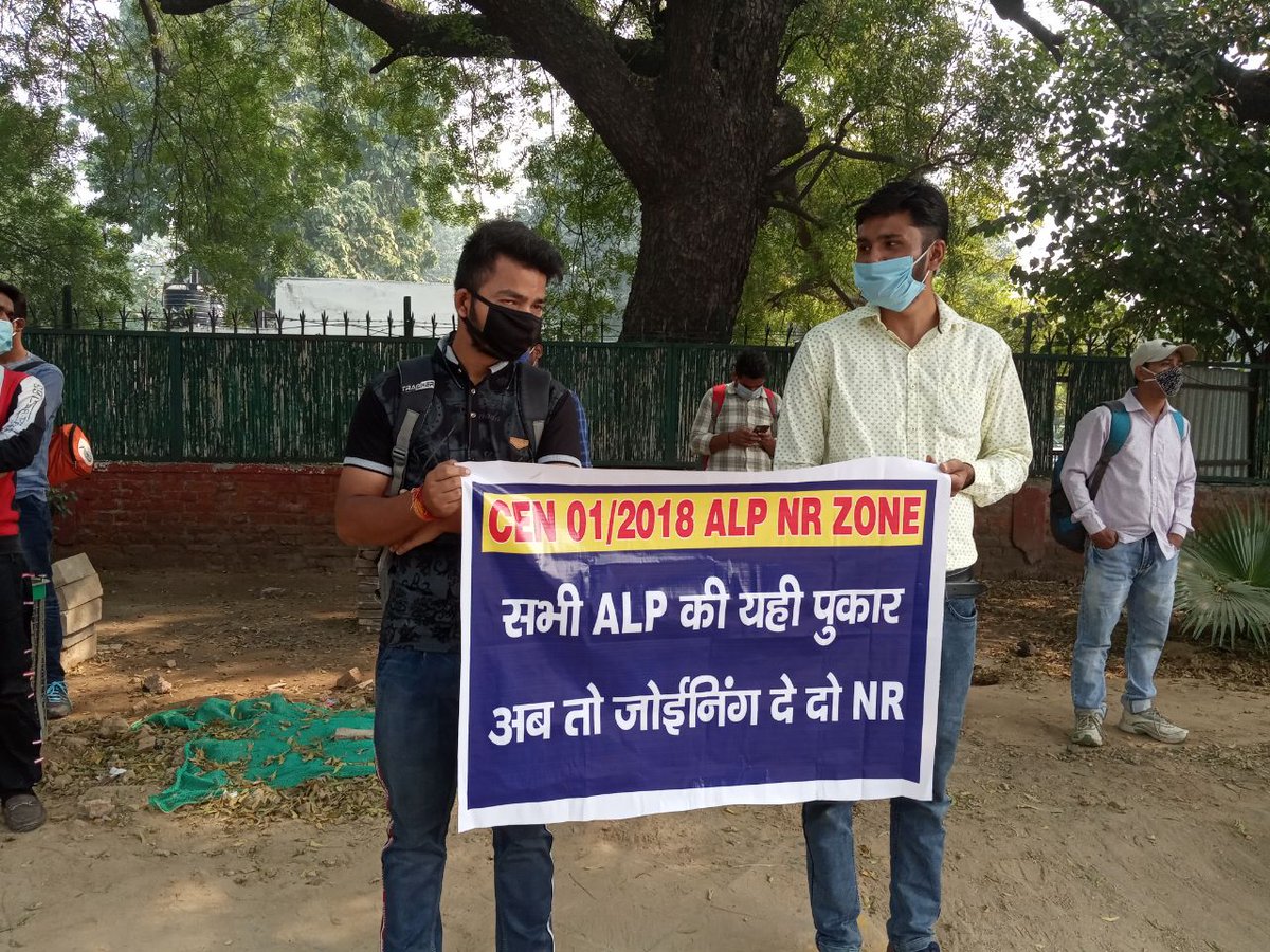 alp_virendra's tweet photo. #NorthernRailwayStartTraining_1239Alp
पहले Exam फिर जोइनिंग का इंतजार इम्तिहान लेती है,
ये RRB ALP की नौकरी है साहब तड़पा-तड़पा कर जान लेती है!!
@GM_NRly साहब 1239 ALP जोइनिंग दो।
@PiyushGoyal
@v_k_yadava
@CPO_NR
@drm_moradabad
@ShivaGopalMish1
@PMOIndia
@Architguptajii
@ndtv https://t.co/ZWRypdl9I4