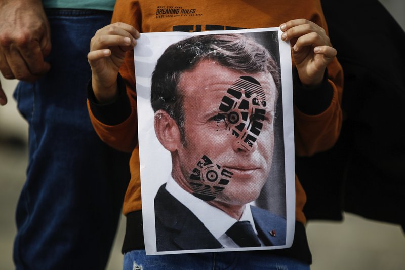 Mehrab342's tweet photo. #boycottfranceproducts #boycottfrance #boycottfrenchproducts https://t.co/UqkOj4RKi5