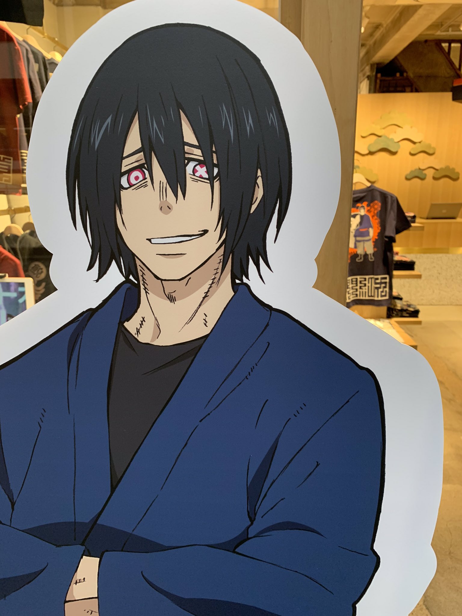 火消魂 Hikeshi Spirit 情報局 新門紅丸大隊長が出張ってくれました なんてたって 浅草店ですから 大隊長 写真撮影にも気軽に応じてくれそうですよ T Co Colulmwfow 炎炎ノ消防隊 新門紅丸 大隊長 浅草 ラートム T Co