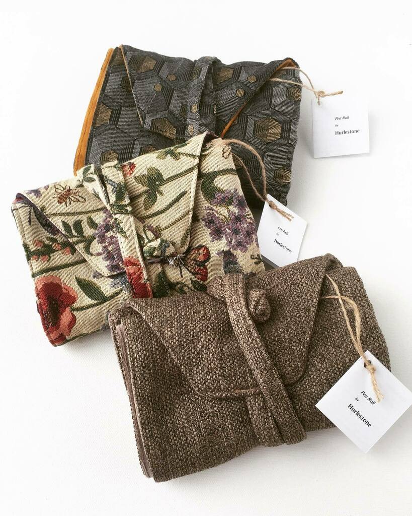 HurlestoneNZ's tweet photo. These three will be on their way to their new home tomorrow morning. The Cosmic 10 pen roll (back), Georgie 8 (middle) and Coffee 8 (front).
#hurlestonenz #penroll #penwrap #handmade #newzealandmade #fabricpenroll #edc #penrolls #penstorage #pencarry #โฆ https://t.co/d2txIYWQkt https://t.co/ulN6VLSlxw