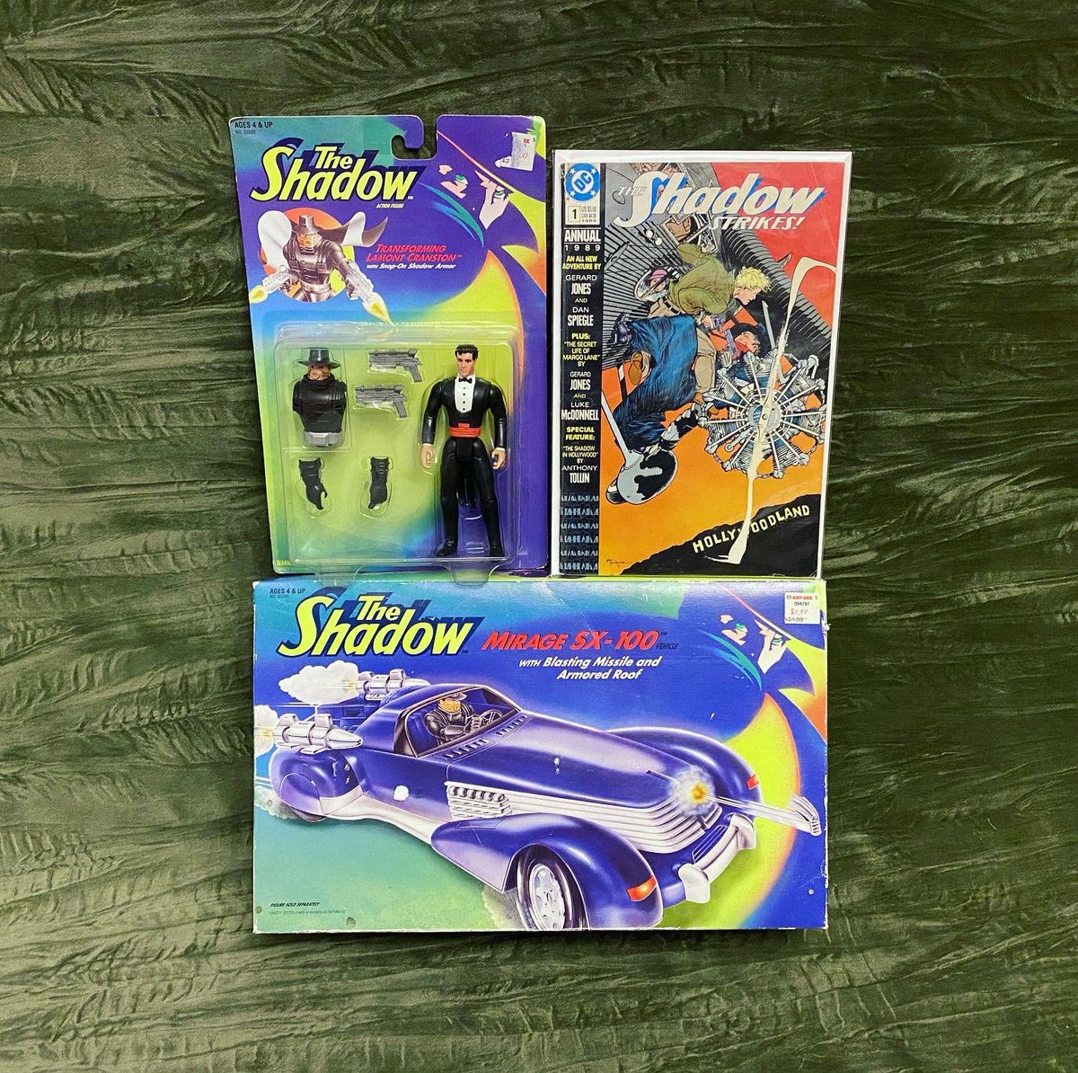 space_comics's tweet photo. Comic book Movie Monday!!
The Shadow bundle! 
Only at.
https://t.co/JeGdFWDqqB
.
#theshadow #comicbooks #comicbookstore #nerdlife #toys #vintagetoys #forsale #number1 #actionfigures #toysforsale #dccomics https://t.co/uN1b1pad9J