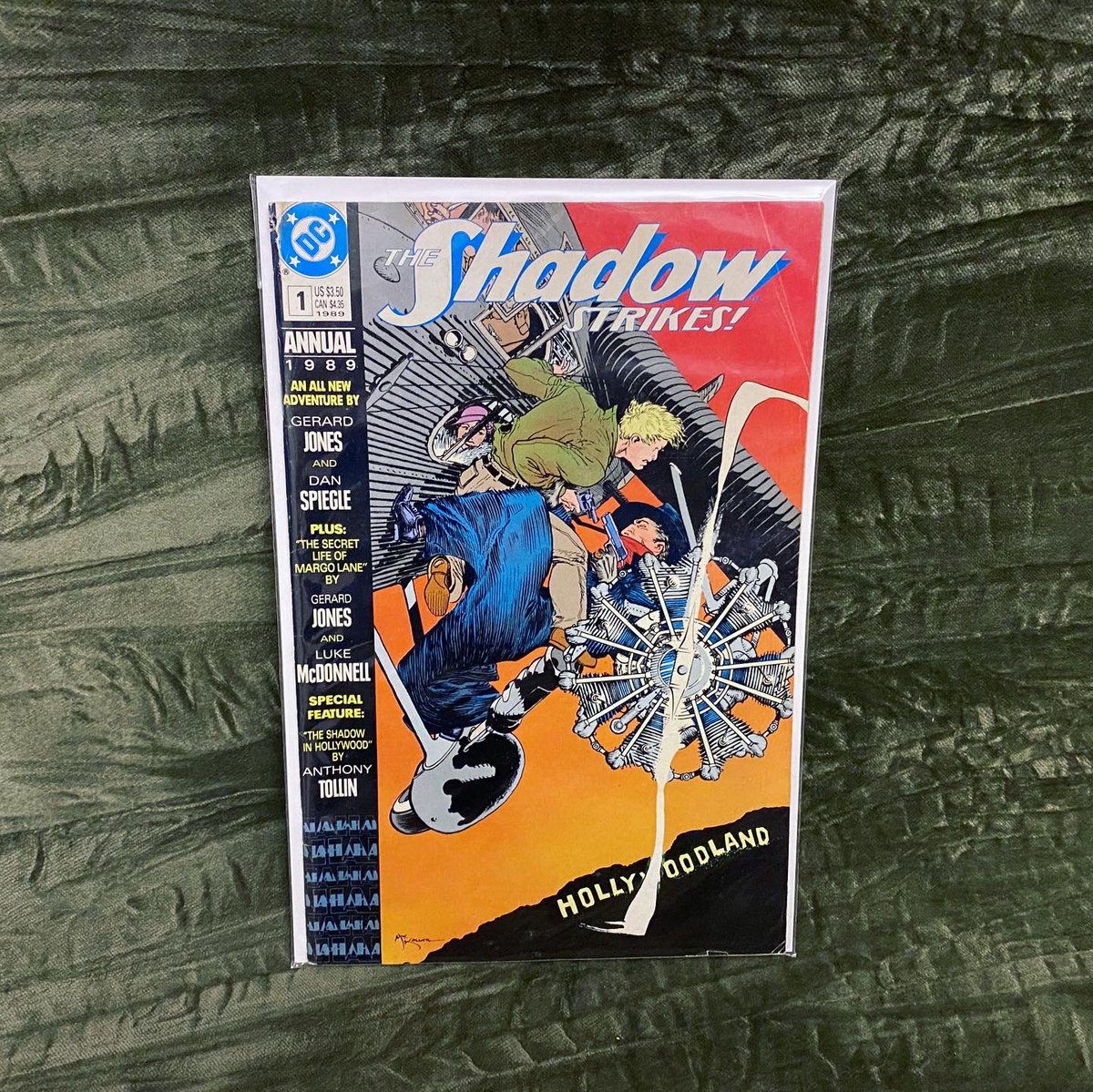space_comics's tweet photo. Comic book Movie Monday!!
The Shadow bundle! 
Only at.
https://t.co/JeGdFWDqqB
.
#theshadow #comicbooks #comicbookstore #nerdlife #toys #vintagetoys #forsale #number1 #actionfigures #toysforsale #dccomics https://t.co/uN1b1pad9J