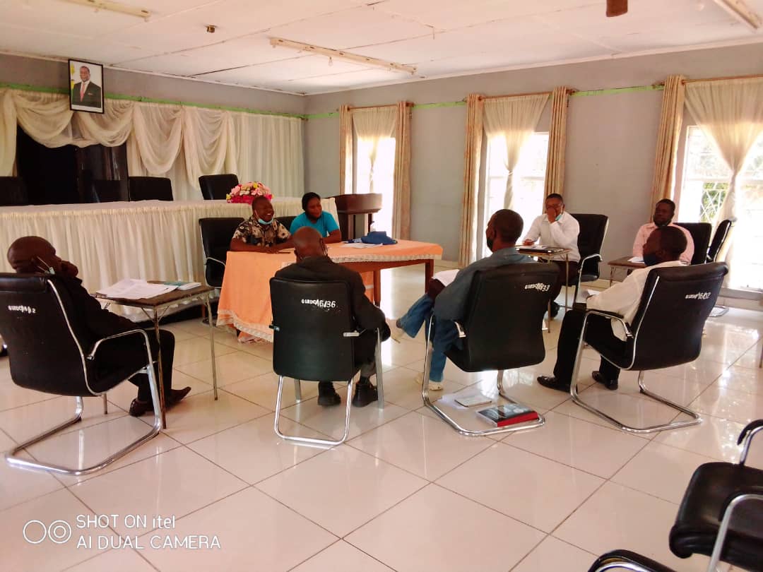 CCMTZimbabwe's tweet photo. The dialogue meeting between Gokwe South RDC &amp; community members who were affected by Njelele Growth Point, facilitated by CCMT, clarified clauses &amp; timeframes which were not clear in the MoU. https://t.co/rxj4bLAxPc #developmentinduceddisplacements #growthpointexpansion https://t.co/PCtEMPD3p7