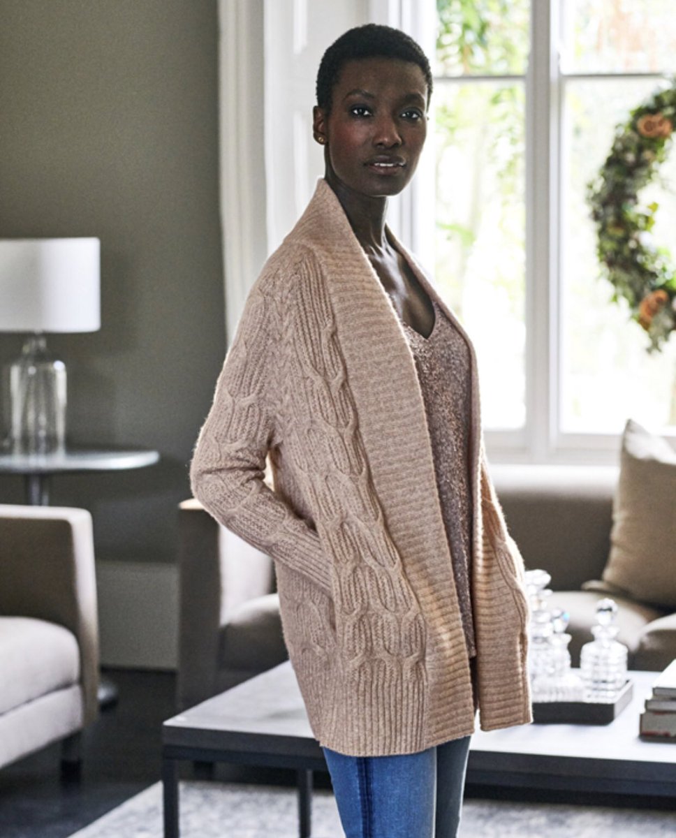 PureCollection's tweet photo. Nothing says #Luxury more than #natural, #sustainable #yarns like #Cashmere β¨
With soft cable stitch detailing & raglan shoulder design this beautiful #Organic cardigan will keep you warm & feeling special this season π
#sustainablefashion #mondaymotivation
#mypurestyle https://t.co/z3iUSKOZD6