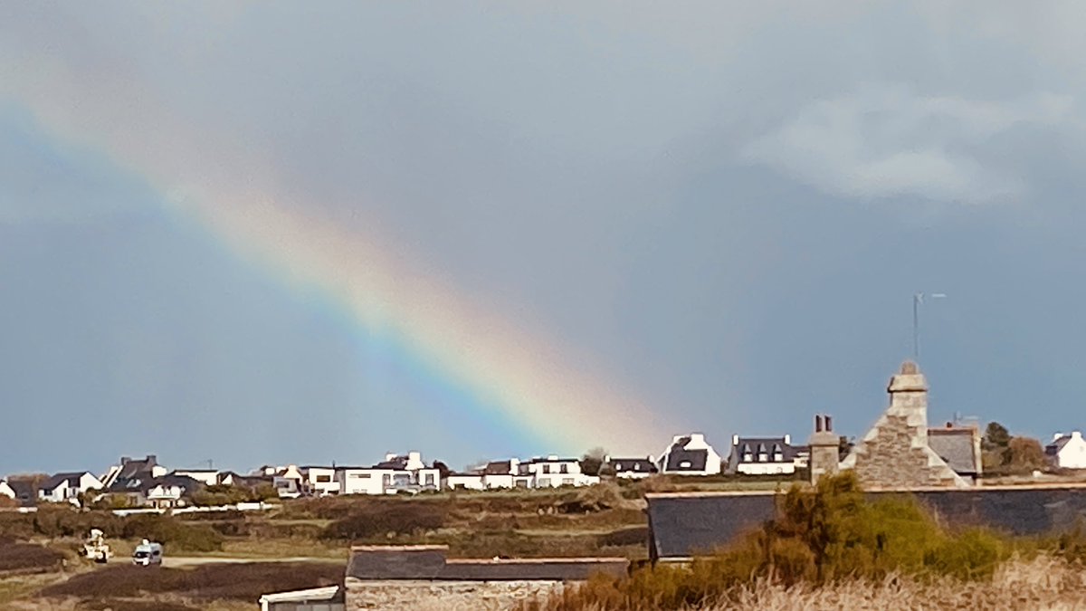 Quand soleil, pluie et vent se conjuguent pour offrir les belles couleurs de la Bretagne aux promeneurs du dimanche