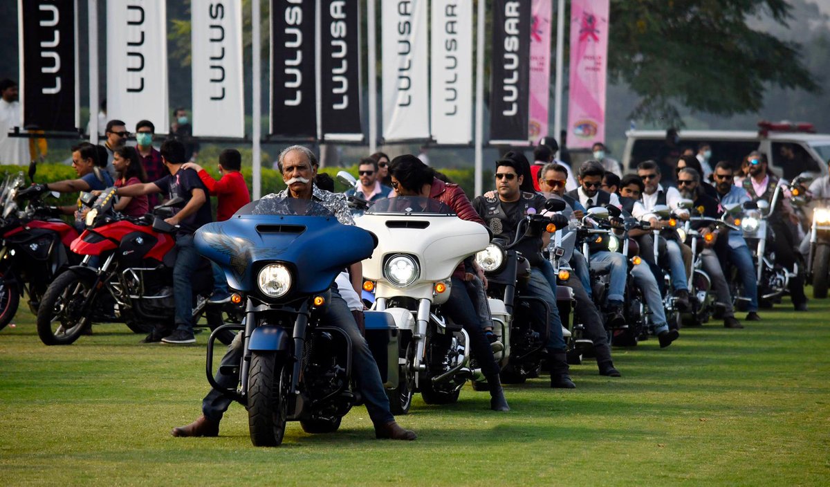 pinktoberpk's tweet photo. #PoloinPink
Pre-Event Match Activity # 1
Harley Davidson Bikers at @LahorePoloClub
@BrightoPaintsPK @IndigoHHS @mromeraftab
#PinkRibbon #breastcancerawareness #lulusar #lahorepoloclub #BrightoPaints #HappyCowCheese #HogPakistan #KlockWork #ngentslahore #GeoNews #Fm91 https://t.co/gSiET8JtYU