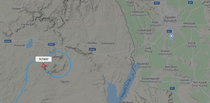 razminfo's tweet photo. Turkish Bayraktar TB2 UAV flying in a circle near the Turkish-Armenian border in the direction of Gyumri about 25 kms away from the Gyumri airport https://t.co/ClbrdERsSB