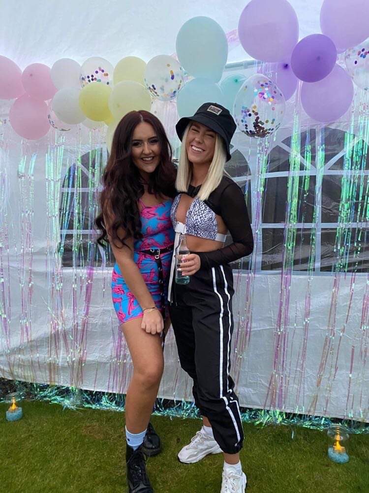 abidolanx's tweet photo. @chloe_hassan happiest birthday ma gal💜 hope you have the best day, can’t wait too celebrate Saturday 🕺🏻 love you! https://t.co/3lZQ1G7tD7