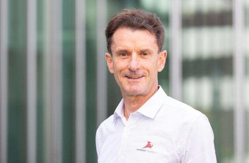 venturelab_ch's tweet photo. Venture Leader China Frédéric Falise is running @Sci_Visual, the world leader in the inspection of semiconductors and optical materials prior to the manufacturing processes. 

About entrepreneurship and life - read our interview:
https://t.co/0ZjPRF2lnR 

#VLeadersChina https://t.co/g5P4951Zr4