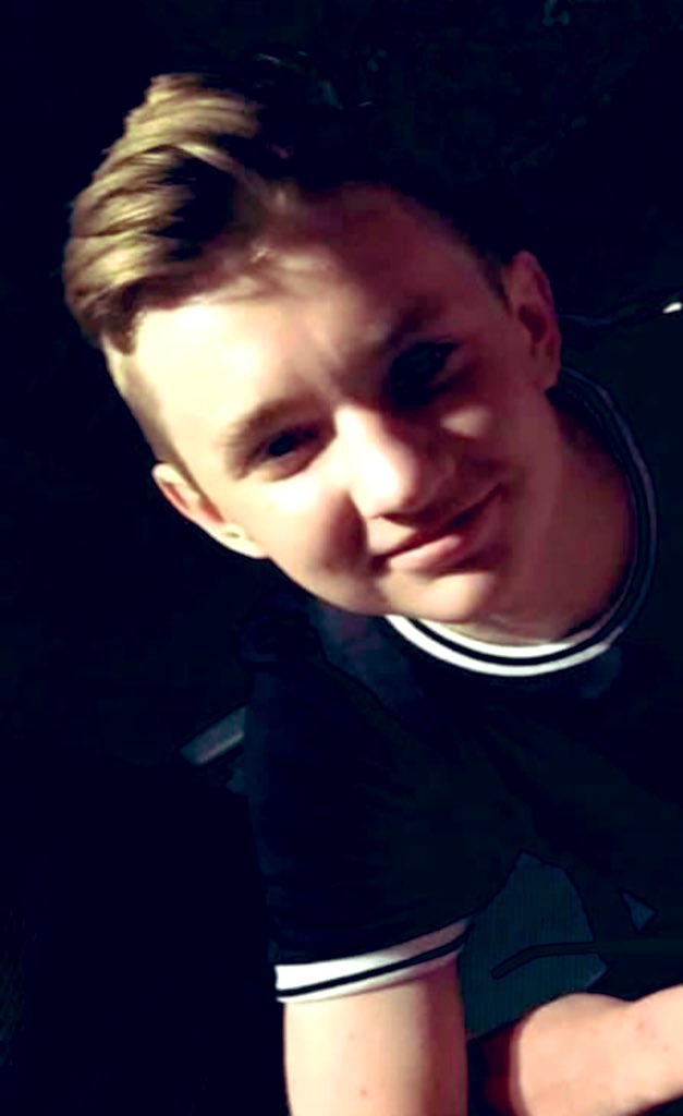 joecousins89's tweet image. Wishing my youngest brother Will a very happy 21st birthday! 🥳 hope you have great day and get so drunk you piss yourself. 😂 #BirthdayBoy #21Today