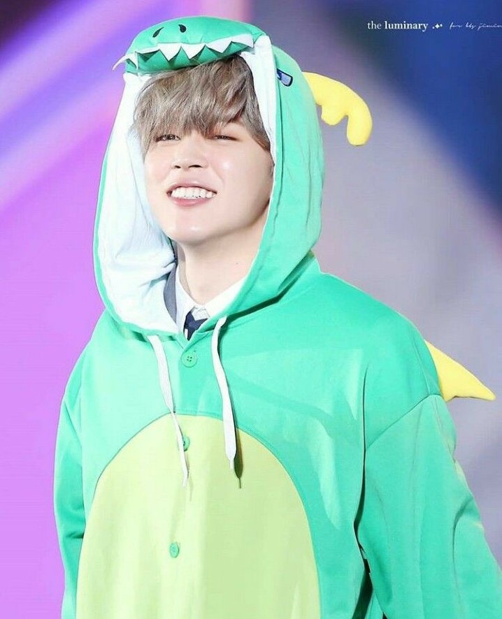 Thread by @kthtanies, Park Jimin being a cute baby but as you scroll ...