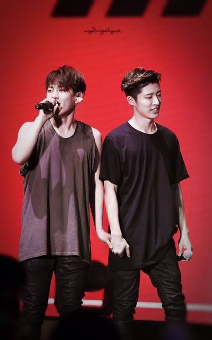 RT FOR DONGBIN  @YG_iKONIC   #iKON   #아이콘