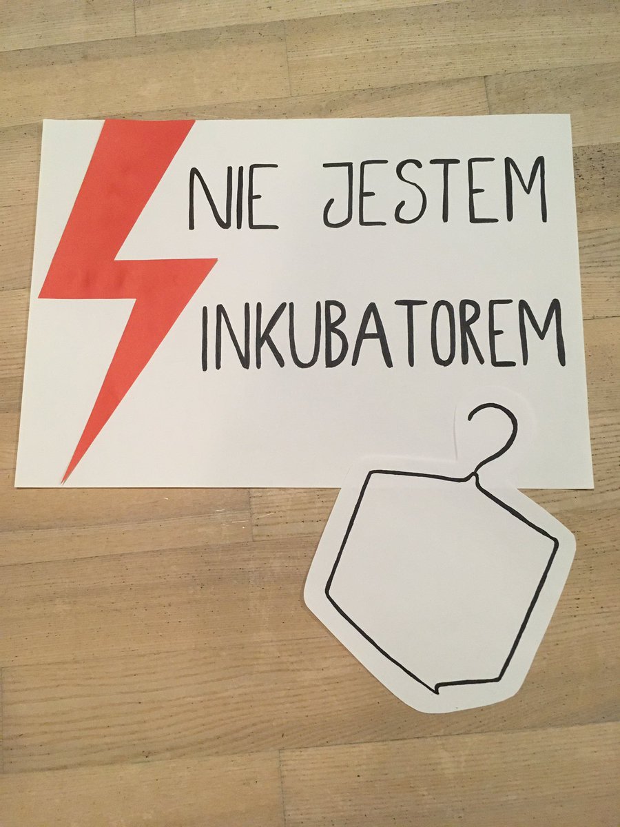 Turns out crafts projects help with improving the mood.

If you don’t know, Poland is restricting abortion laws in the middle of pandemic. 

#ImNotAnIncubator #piekłokobiet #WyrokNaKobiety #PowiedzKomuś #StrajkKobiet