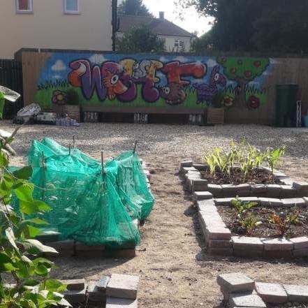 WHFGarden's tweet photo. Freelance Community Gardener Opportunity - Welsh House Farm, Harborne, B’ham

Part time for 20 weeks to provide additional maintenance and development of community spaces plus delivering basic gardening sessions with local people.

More info in pics/link

https://t.co/o6LH3JFb4B https://t.co/lOH4D968Dg
